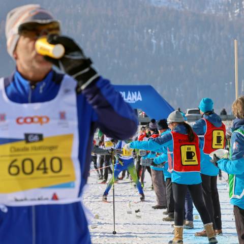 Personen am Skimarathon